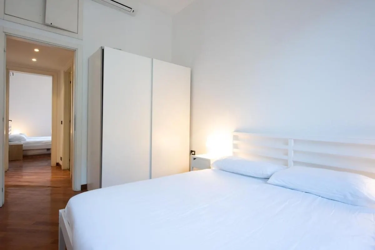 Stylish Brera Apartment Milan 0*,