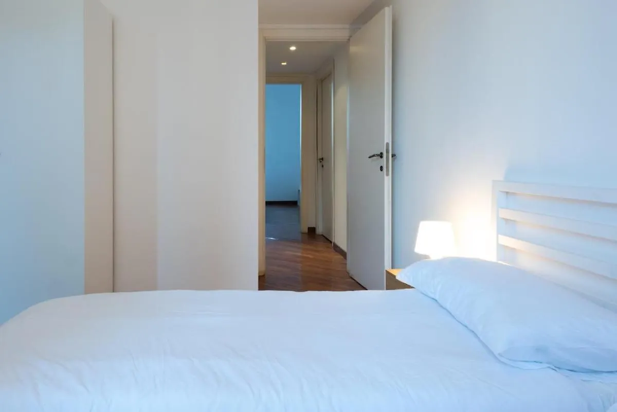 Stylish Brera Apartment Milan