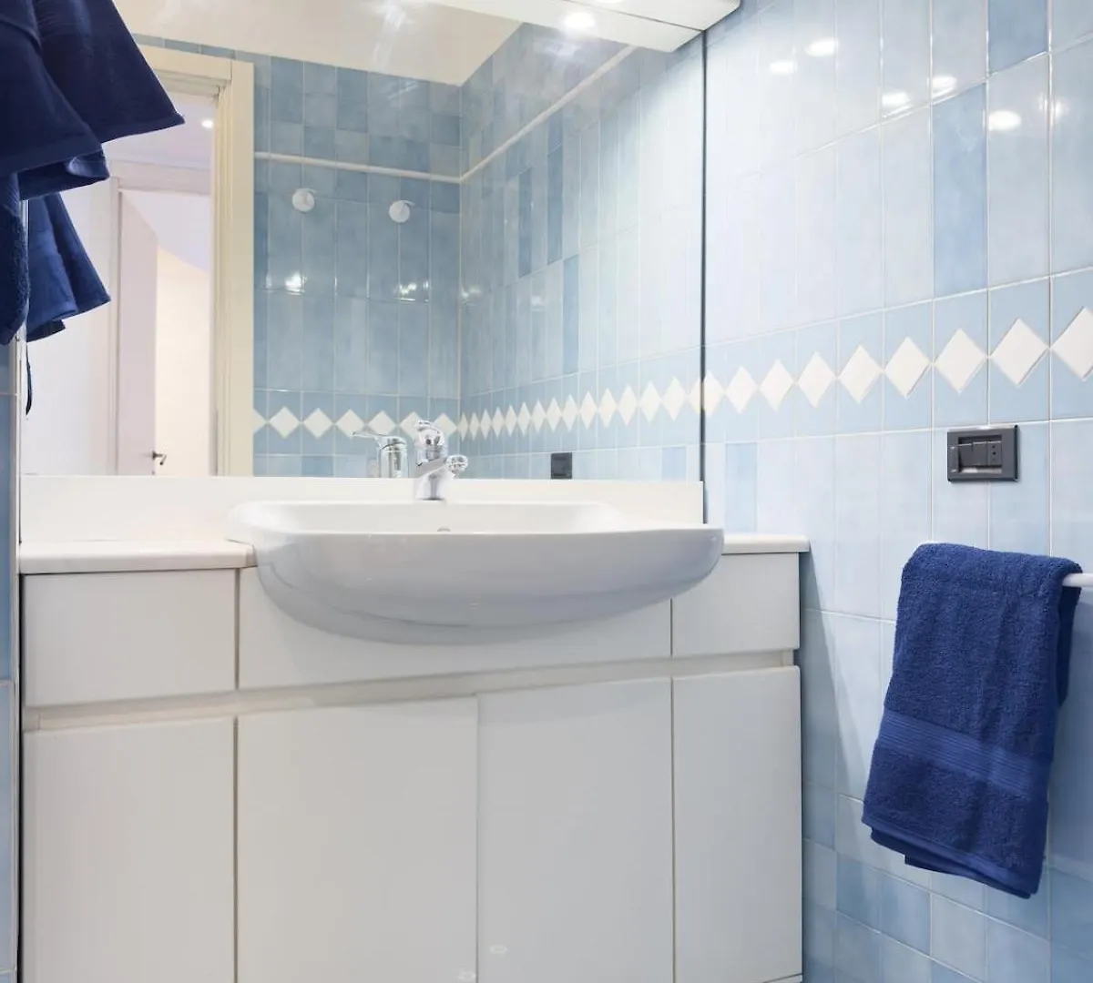 Stylish Brera Apartment Milan Italy