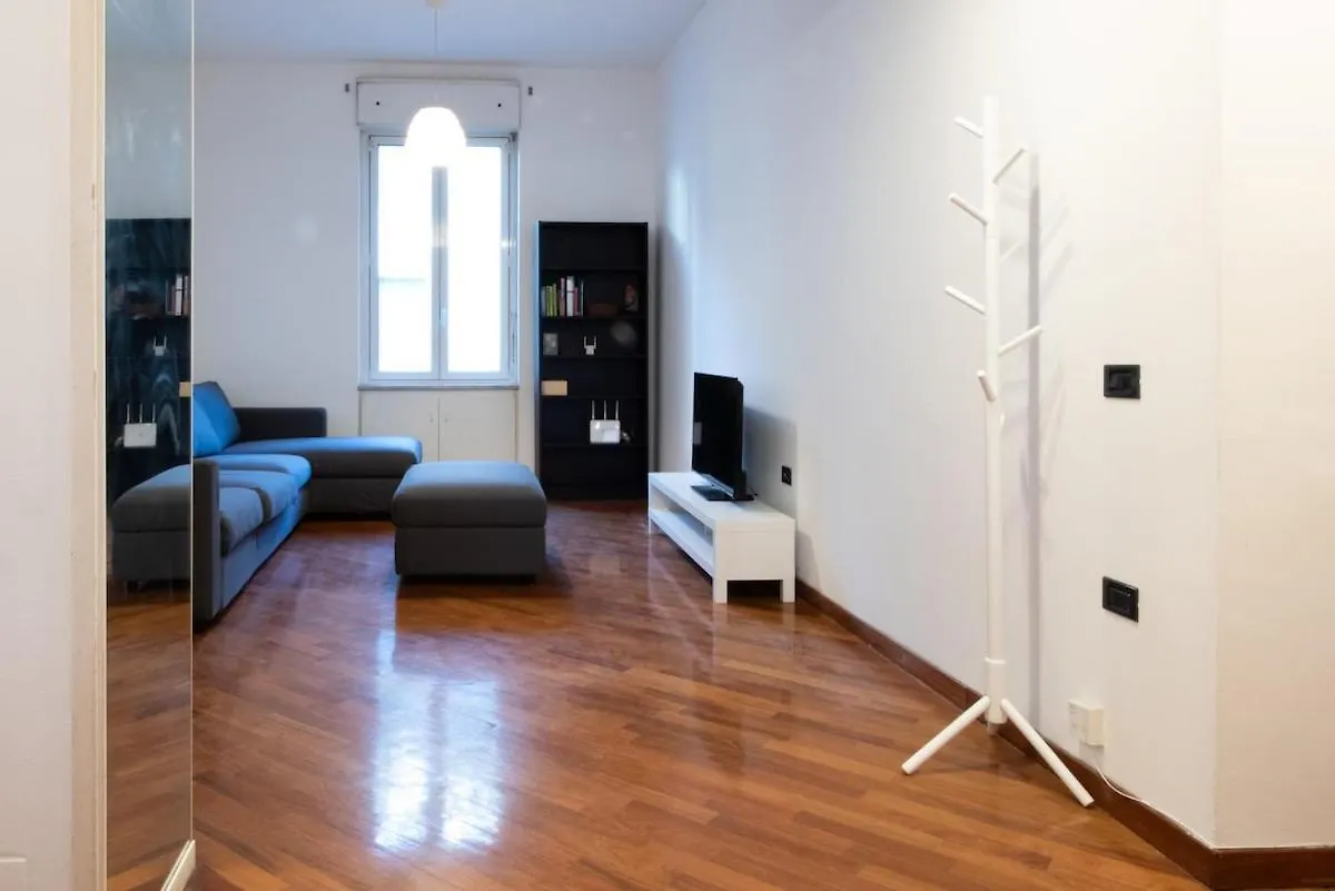 Stylish Brera Apartment Milan