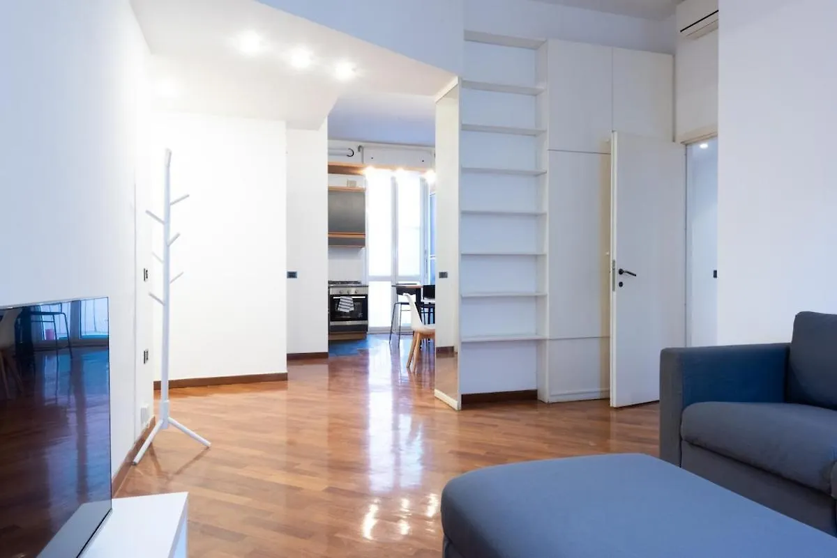 Stylish Brera Apartment Milan Italy